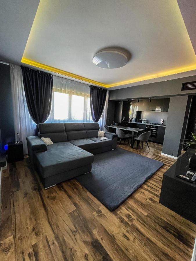 Relax House Apartment ไกรโอวา ภายนอก รูปภาพ